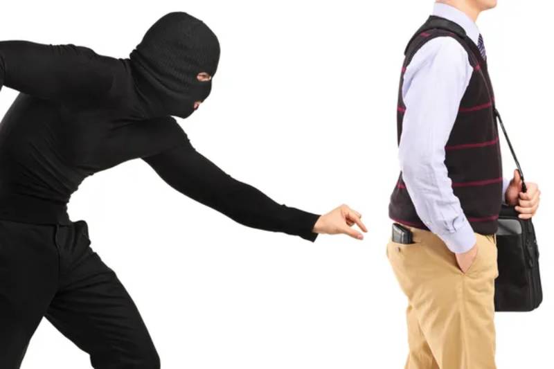 Mơ thấy bị cướp có điềm báo gì?